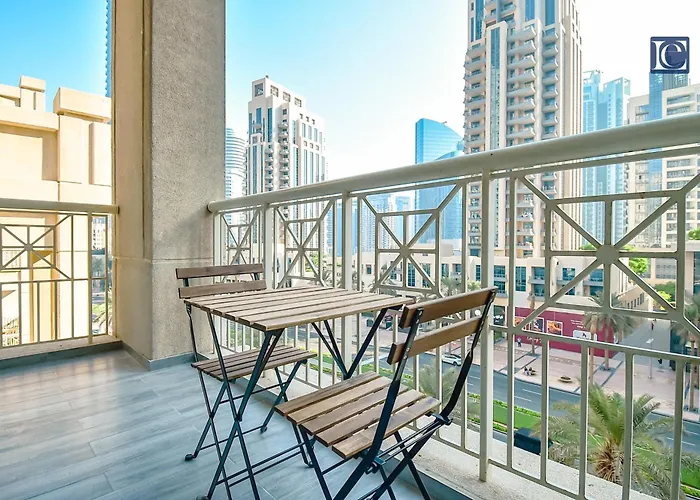 Luxury Escapes - Elegant 3Br Apt With 4 Balconies In 29 Blvd